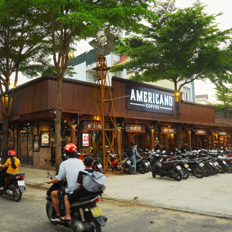 Americano Coffee Phạm Văn Chiêu